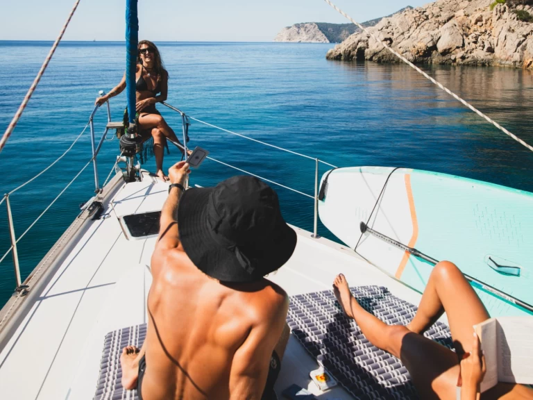 Segelbåt  för uthyrning Porroig till det bästa priset 