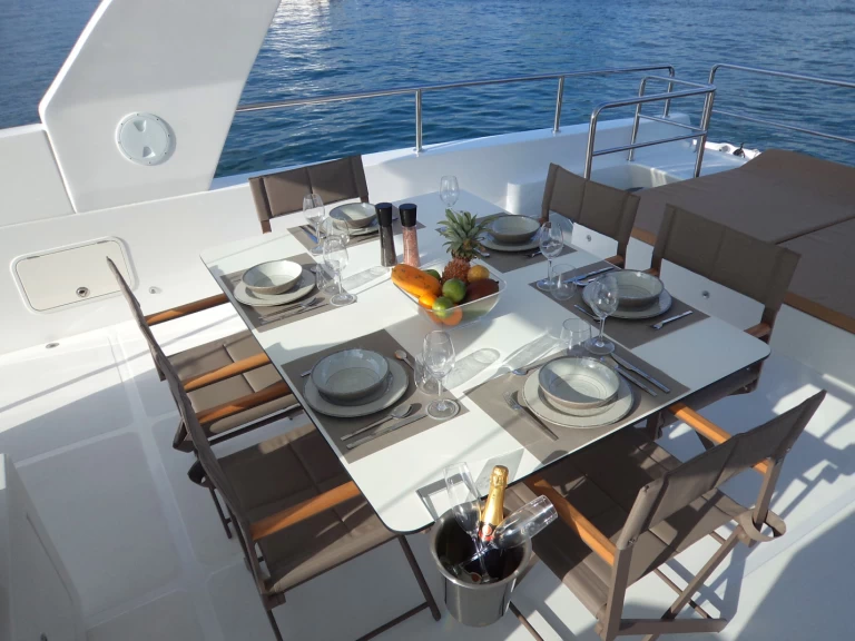 Uthyrning Male -  Overblue 54 av Samboat 