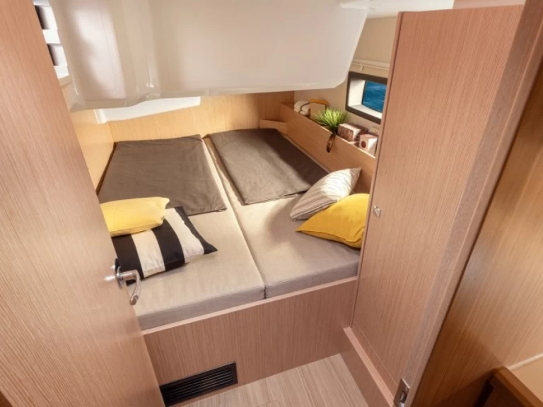 Hyra Segelbåt  med eller utan skeppare Bavaria Biograd Na Moru 