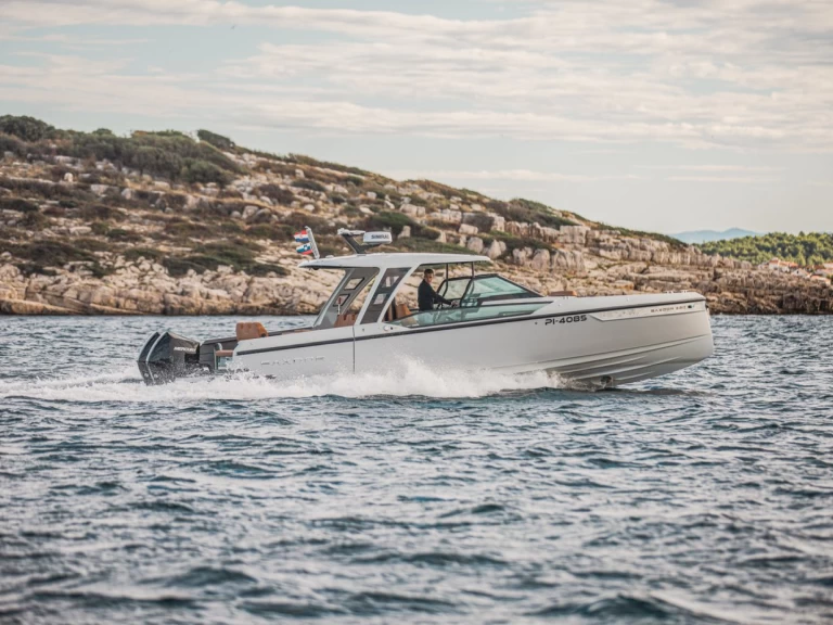 Yacht charter Sukošan billig Saxdor 320 GTO