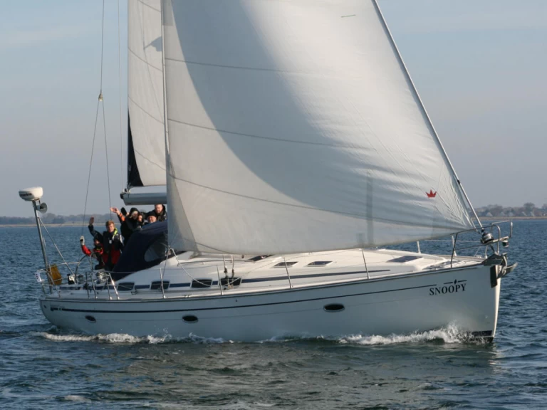 Bavaria Cruiser 46 charter bareboat eller skeppad i Flensburg