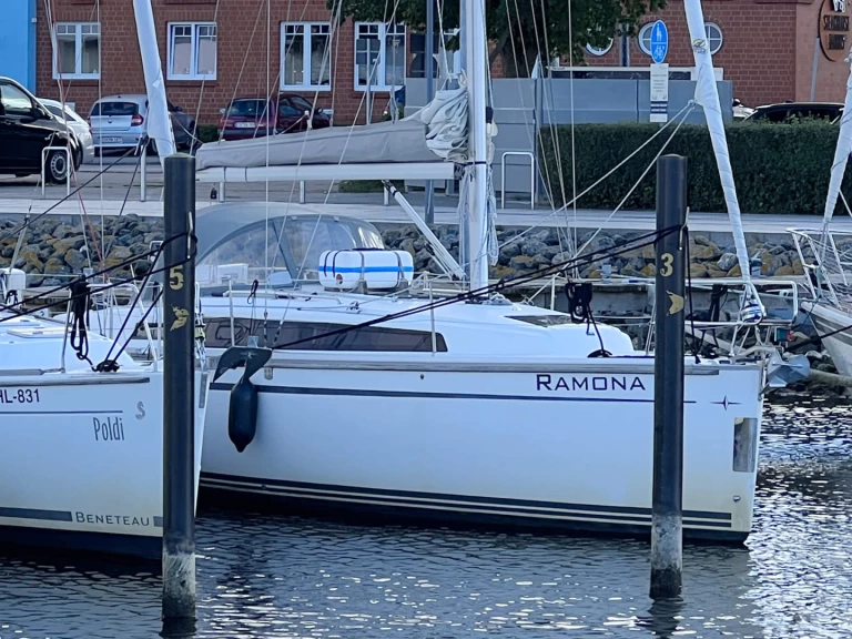 Båtuthyrning Bavaria Cruiser 33 i Heiligenhafen på Samboat 