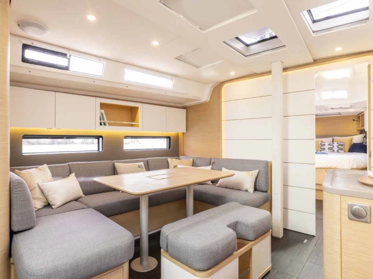 Yacht charter Jezera billig Dufour 41 - 3 cab.