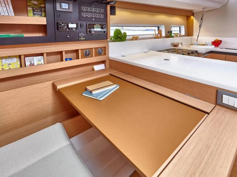 Hyra Segelbåt  med eller utan skeppare Jeanneau Sant Antoni de Portmany 