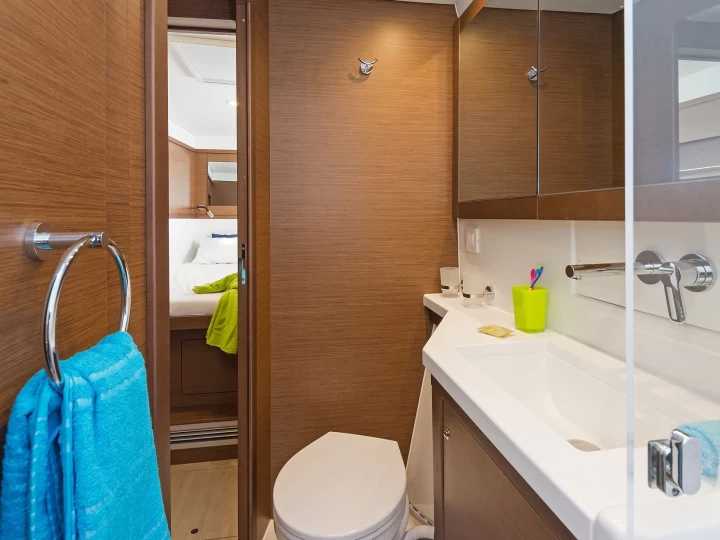 Hyra Katamaran  med eller utan skeppare Lagoon Rhodes (City) 