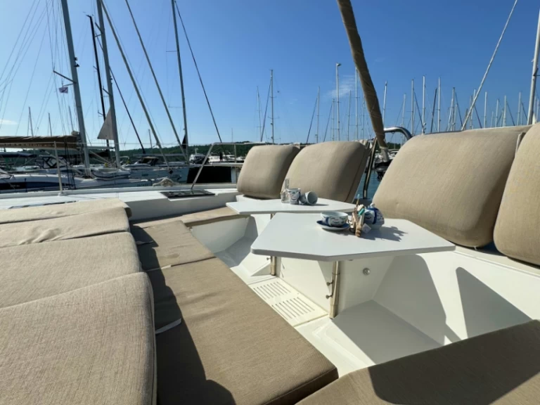 Uthyrning Katamaran  Bali med en båtlicens 