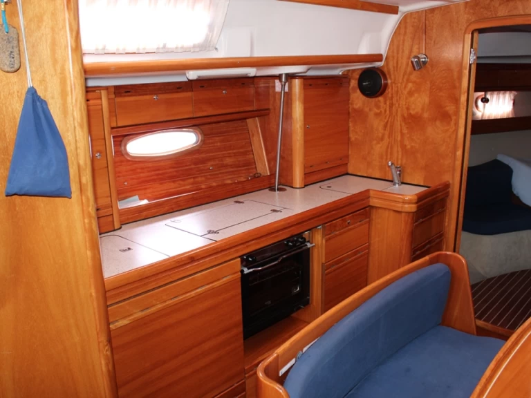 Båtuthyrning Bavaria Bavaria 39 Cruiser i Vrsar på Samboat 