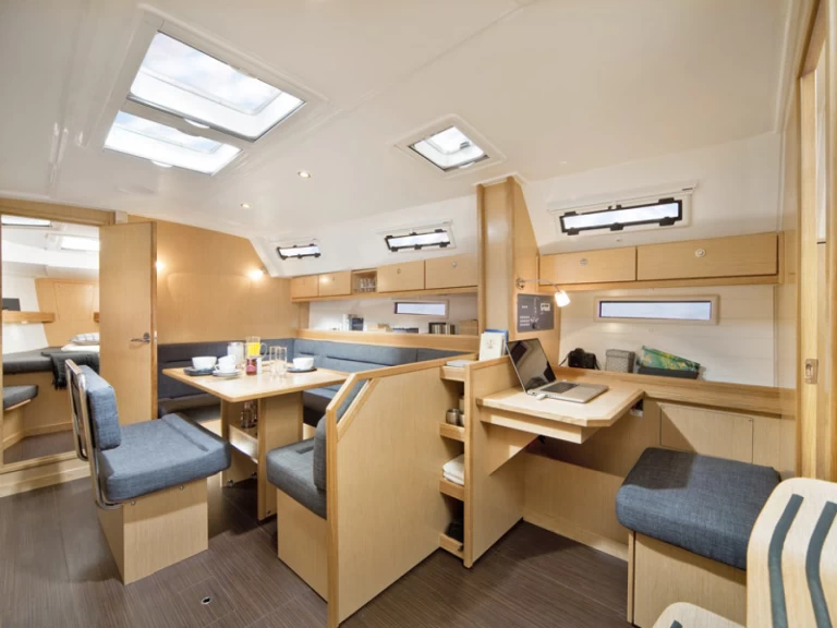 Uthyrning Segelbåt  i Preveza - Bavaria Bavaria 40 Cruiser