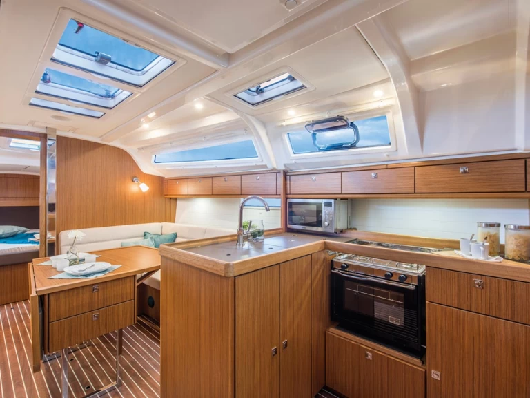 Uthyrning Trogir  - Bavaria Bavaria Cruiser 37 Style av Samboat 