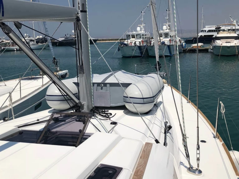 Yacht charter Elliniko  billig Sun Odyssey 479