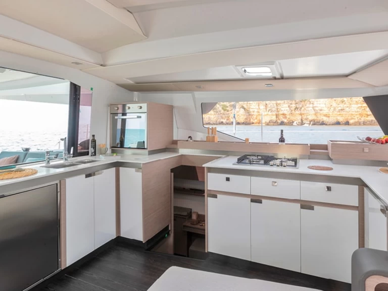 Uthyrning Katamaran  i Olbia - Fountaine Pajot Elba 45