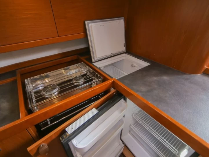 Segelbåt  för uthyrning Donji Seget till det bästa priset 