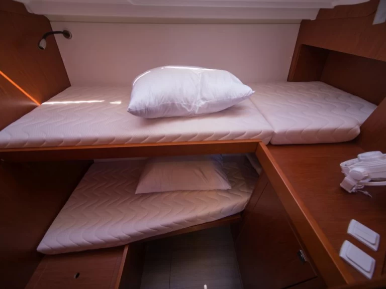 Uthyrning Segelbåt  i Komolac - Bénéteau Oceanis 48