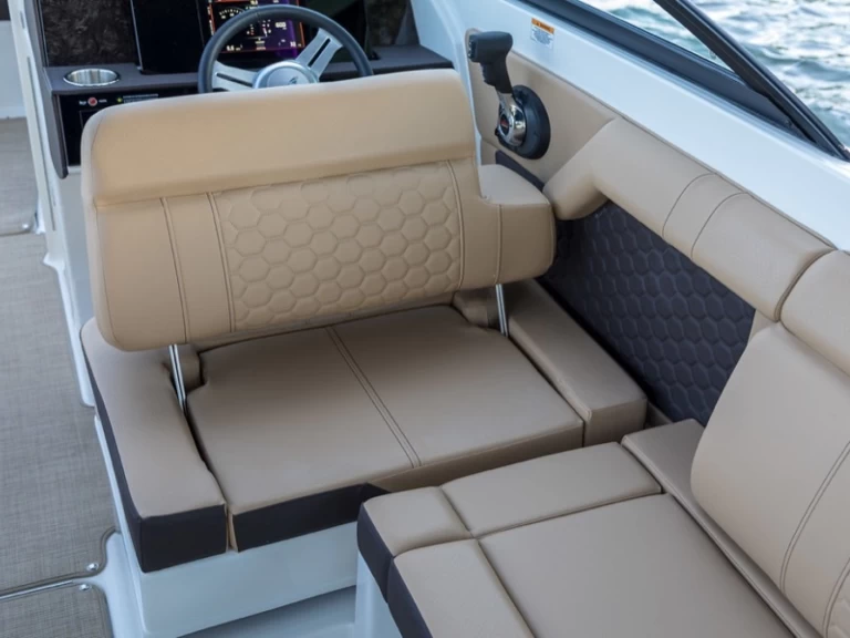 Uthyrning Motorbåt  Sea Ray med en båtlicens 