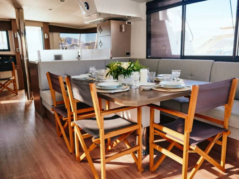 Uthyrning Katamaran  Bali med en båtlicens 