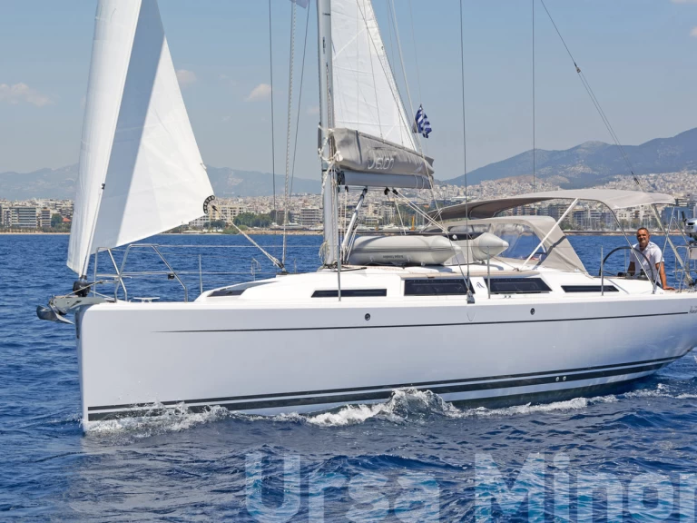 Uthyrning Segelbåt  Hanse med en båtlicens 