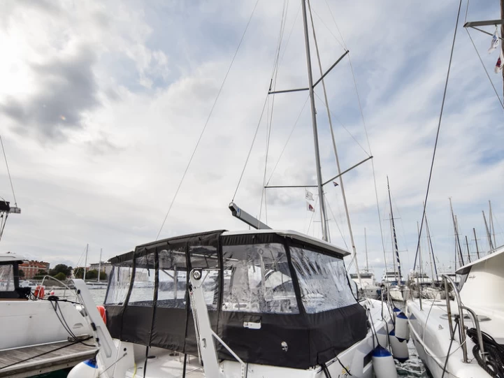 Hyr en Jeanneau Sun Loft 47 Zadar 