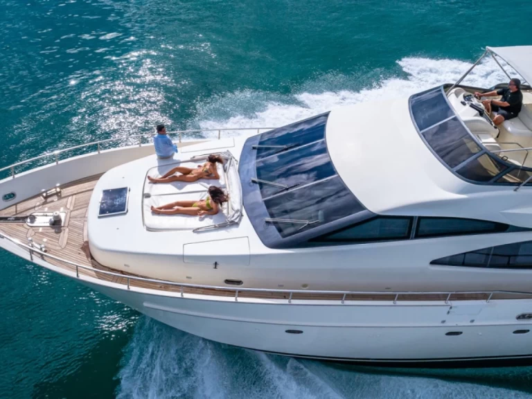 Hyr en Azimut 70 Seajet Palma de Mallorca 
