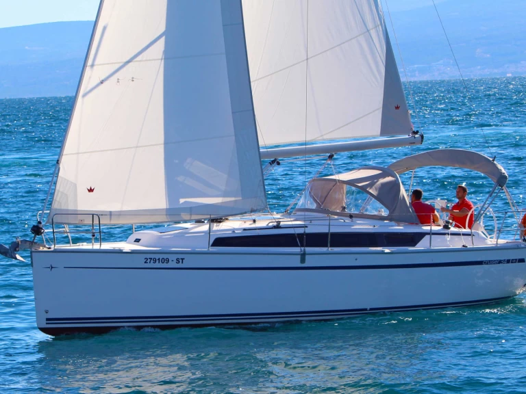 Uthyrning Segelbåt  Bavaria med en båtlicens 