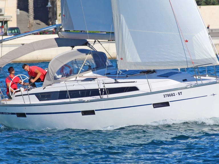Båtuthyrning Bavaria Cruiser 37 i Split  på Samboat 
