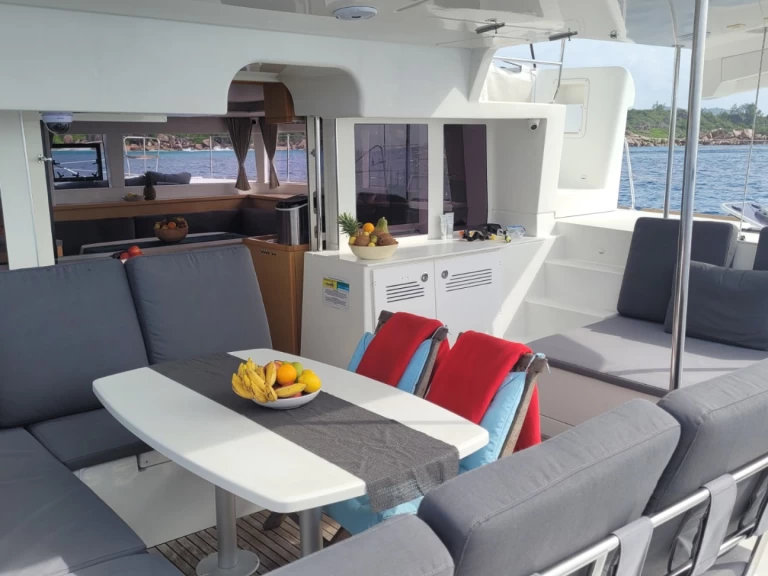 Hyr en Lagoon Lagoon 450 F Zanzibar 