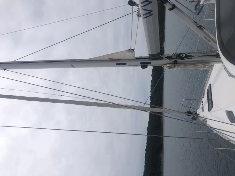 Uthyrning Segelbåt  Elan med en båtlicens 