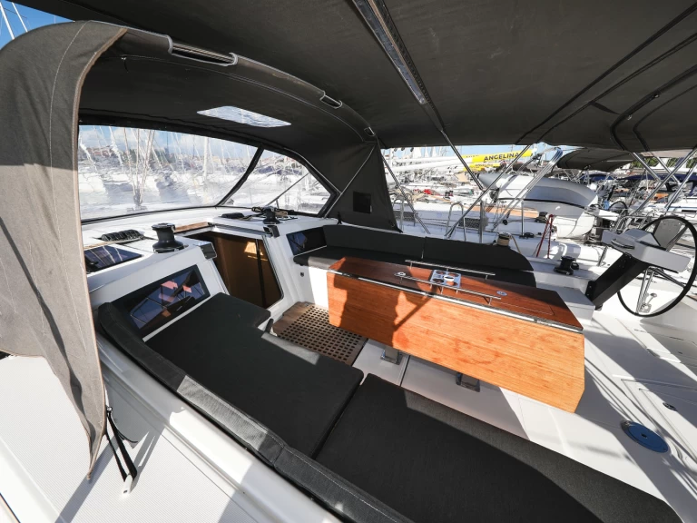 Uthyrning Vodice - Dufour Dufour 530 av Samboat 