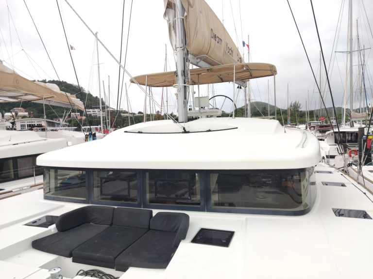 Yacht charter Le Marin billig Lagoon 52 F