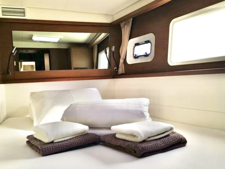 Båtuthyrning Lagoon Lagoon 450 F i Primošten  på Samboat 