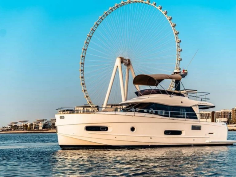 Båtuthyrning Azimut Azimut 46 Fly i Dubai Marina på Samboat 