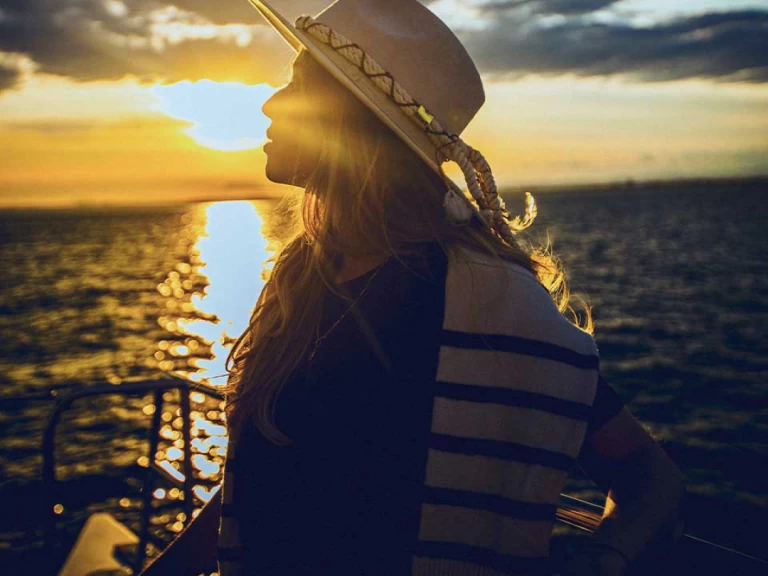 Katamaran  för uthyrning La Grande-Motte till det bästa priset 