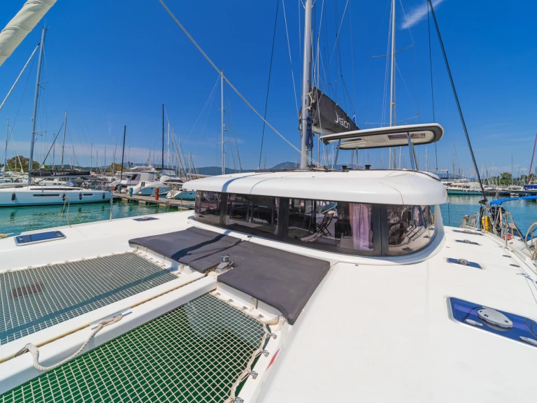 Yacht charter Gouvia billig Lagoon 42