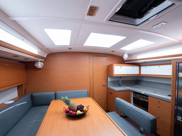 Uthyrning Segelbåt  Dufour med en båtlicens 