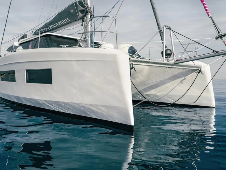 Hyra Katamaran  med eller utan skeppare Aventura Sant Antoni de Portmany 