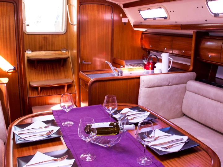 Yacht charter Lefkáda billig Bavaria 36