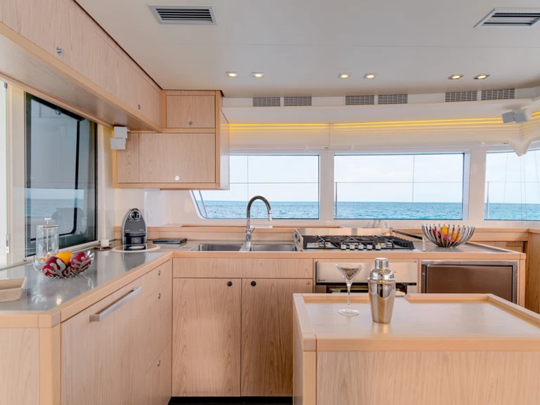 Yacht charter Mai Khao billig Lagoon 52 F