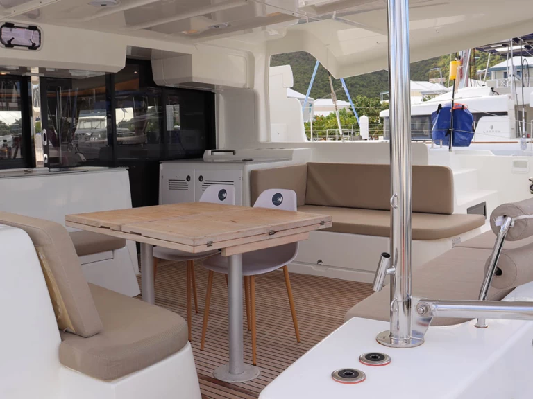 Yacht charter Road Town billig Lagoon 46