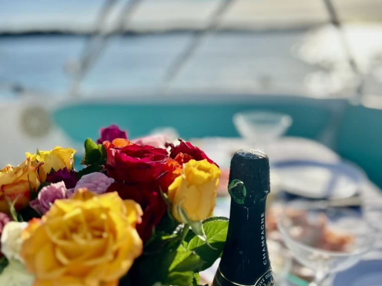 Uthyrning Motorbåt  Bénéteau med en båtlicens 