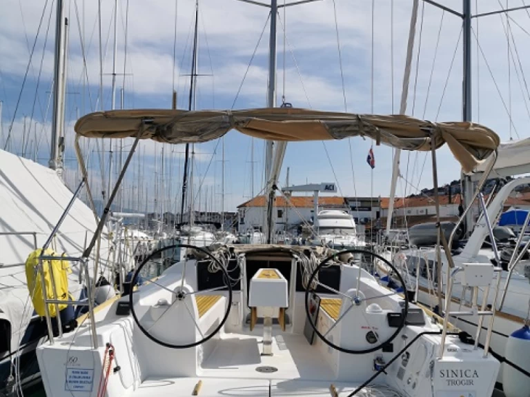 Yacht charter Trogir  billig Dufour 350 Grand Large