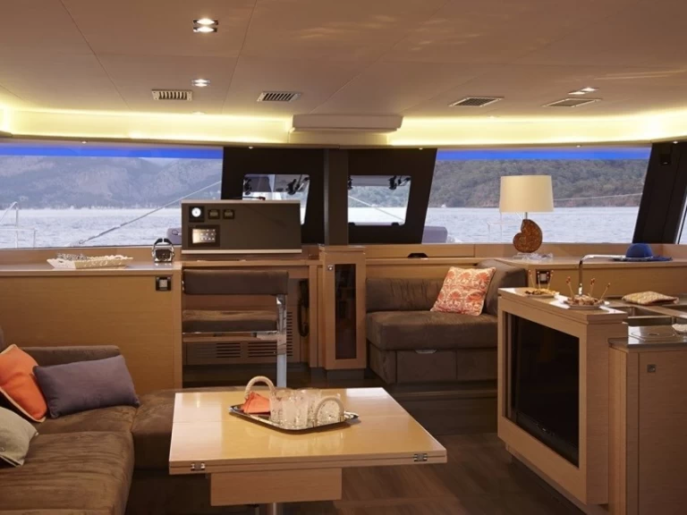Hyr en Fountaine Pajot Ipanema 58 Le Marin 