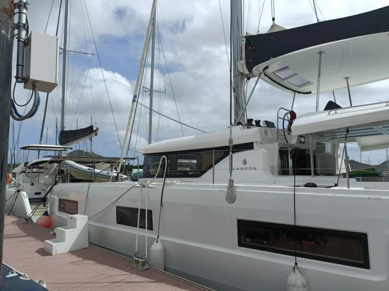 Yacht charter Le Marin billig Lagoon 46