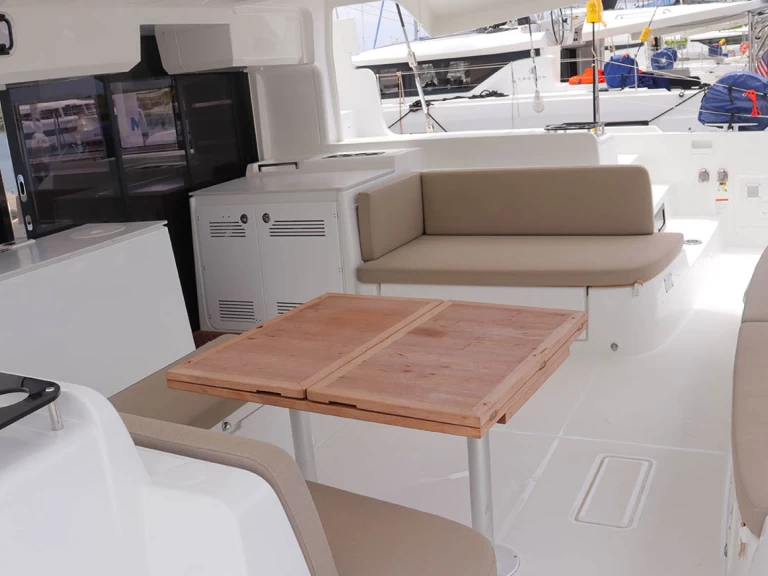 Båtuthyrning Lagoon Lagoon 46 i Road Town på Samboat 