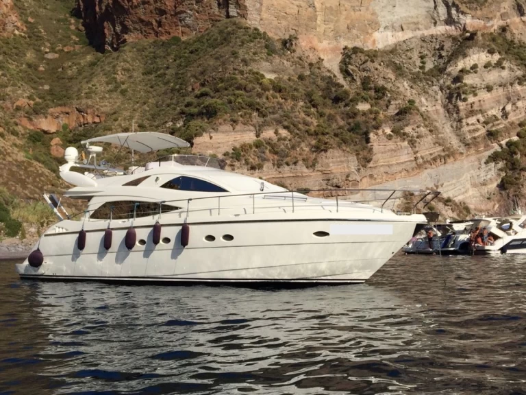 Yacht charter Capo d'Orlando billig Aicon 56 Fly