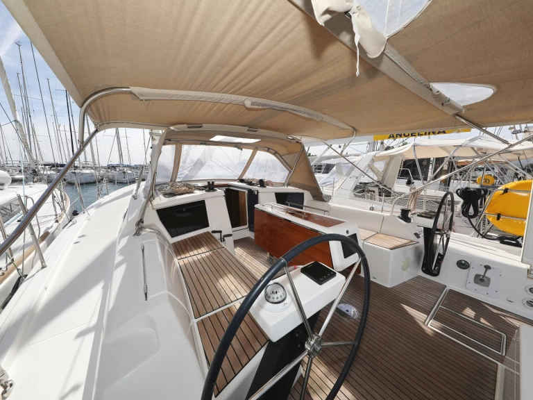 Uthyrning Segelbåt  Dufour med en båtlicens 