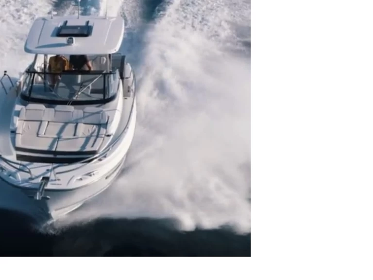 Uthyrning Motorbåt  i Cogolin - Jeanneau CAP CAMARAT 10.5