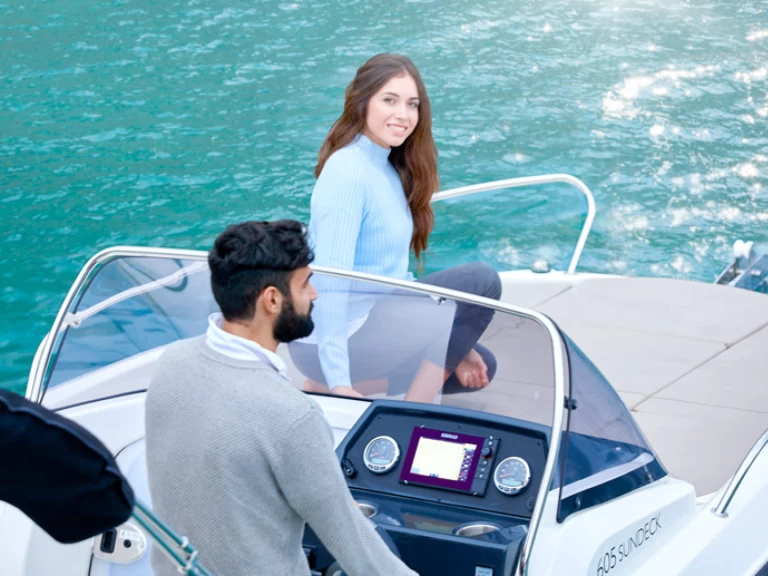 Uthyrning Motorbåt  i Port Camille Rayon - Quicksilver Activ 605 Sundeck