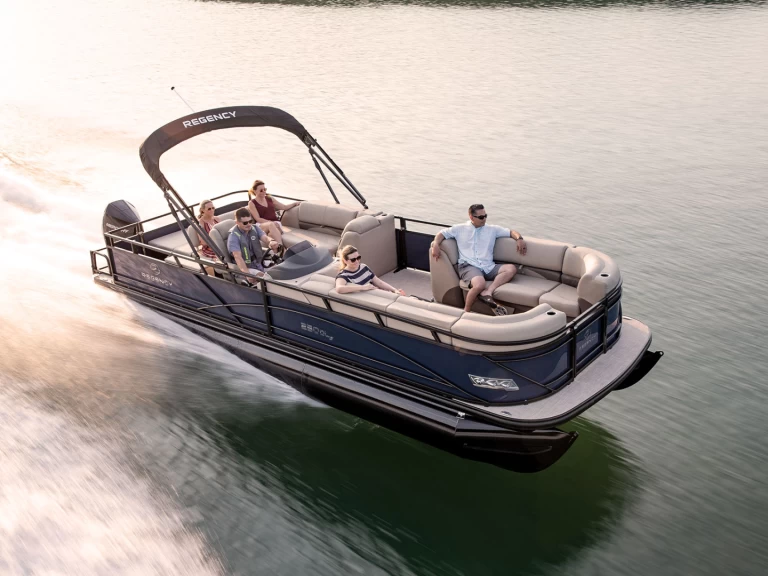 Hyra Motorbåt  med eller utan skeppare regency Sanguinet 