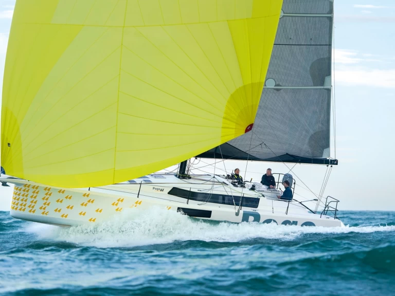 Uthyrning La Trinité-sur-Mer - Pogo Structures Pogo 44 av Samboat 