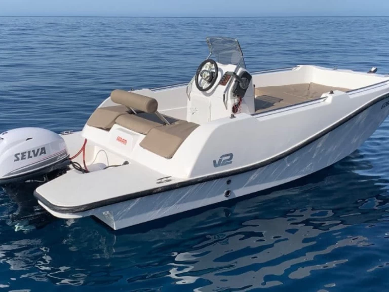Uthyrning Motorbåt  V2 BOATS med en båtlicens 