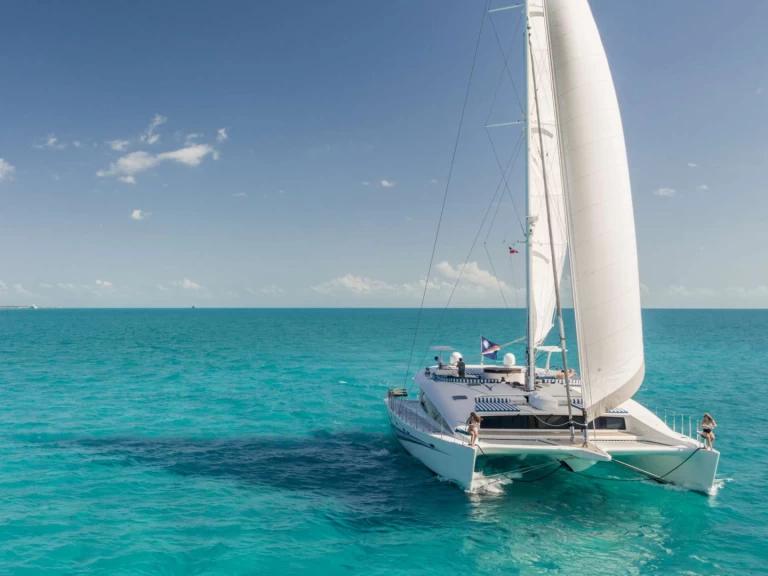 Hyr en PROUT BLUE GRYPHON Nassau 